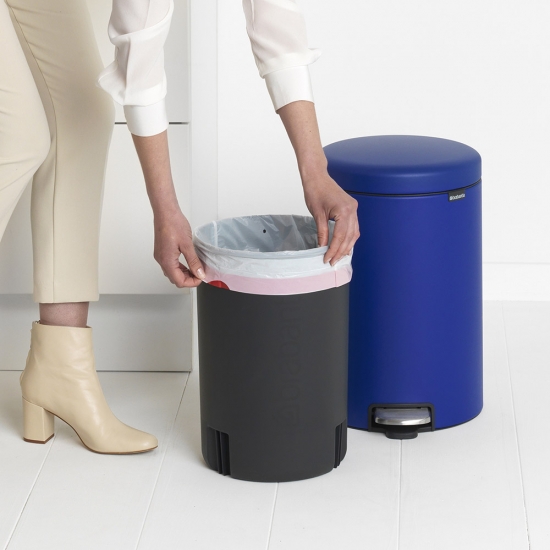 Кош за смет с педал Brabantia NewIcon 20L, Mineral Powerful Blue